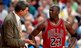 乔丹爆料飞人视频播放在线观看,飞人经典瞬间视频在线重温